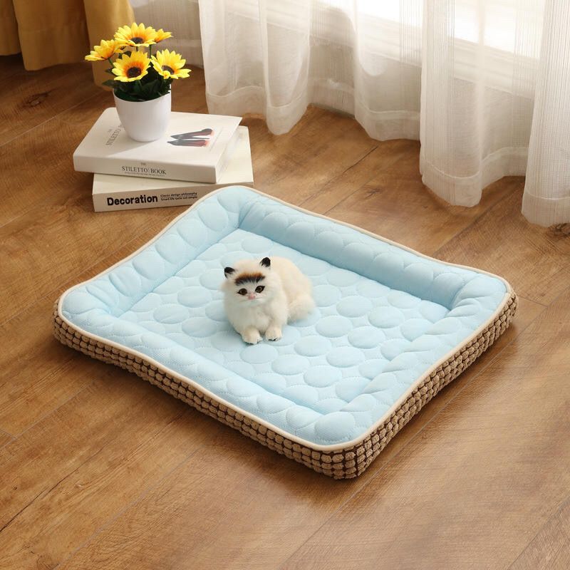 Cooling Bed with Anti Slip Mat